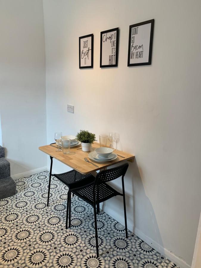 Windsor 4 - Spacious Beautiful 4 Bdrm Maisonette Nr Ncle Free Wifi Free Parking Gateshead Exterior foto